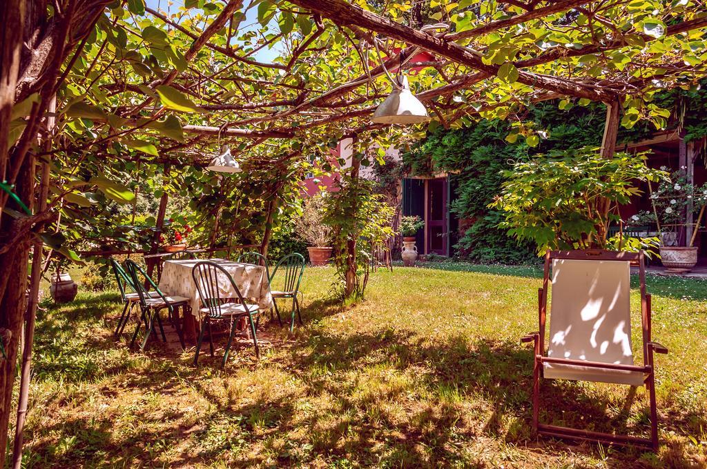 Corte Della Rusticuccia Apartment Лука Екстериор снимка